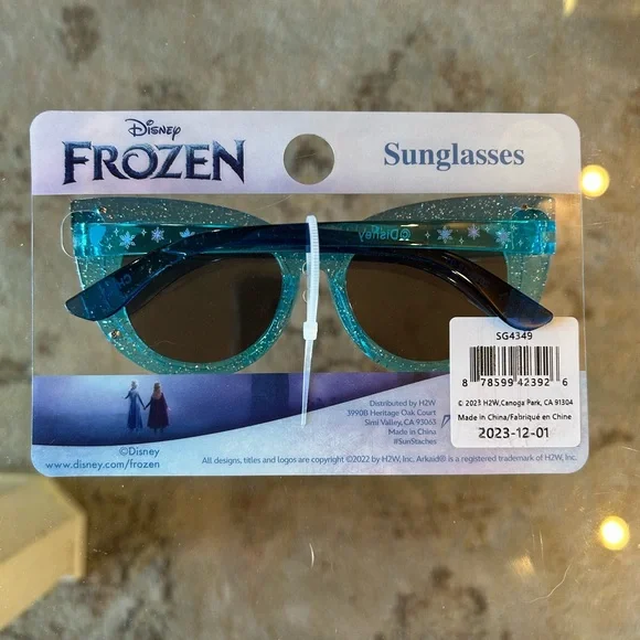 Disney Frozen Sunglasses - Picture 2 of 2
